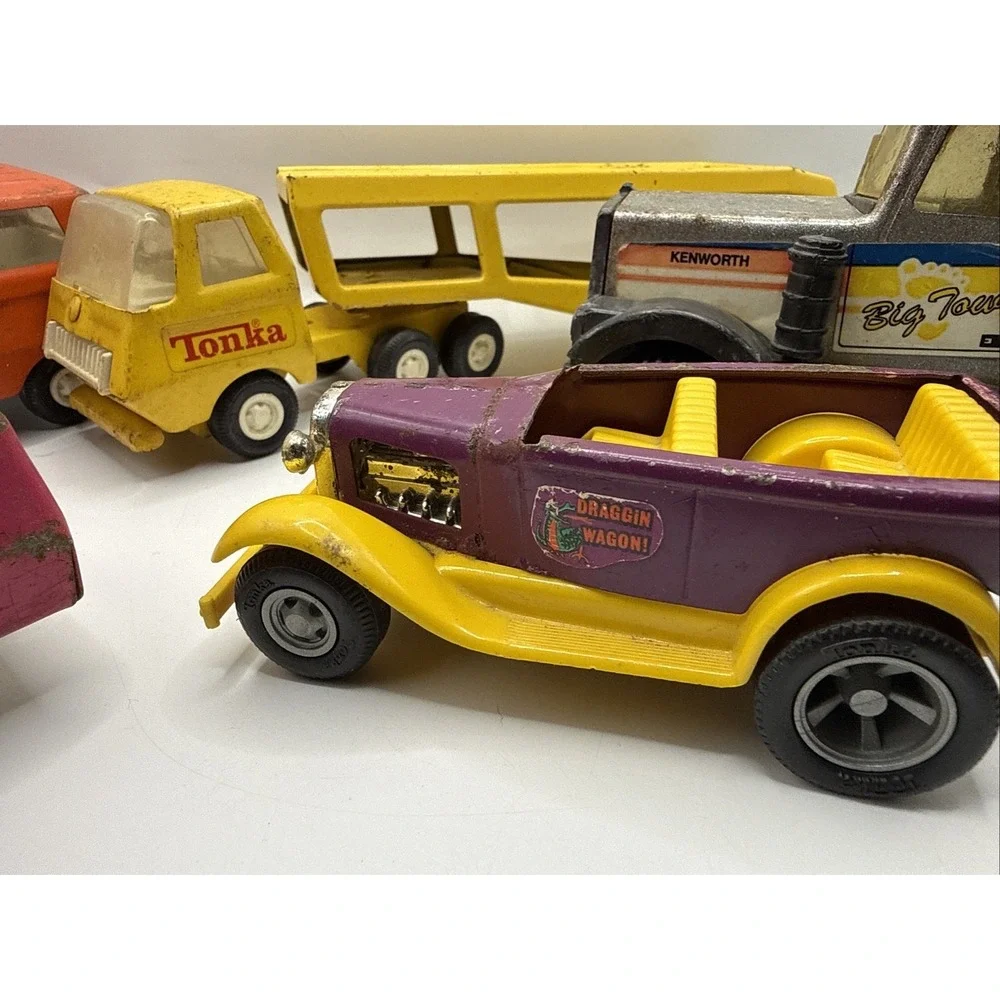 Vintage Lot of 5 Tonka Vehicles (car Carrier, Truck, Roadster, Tow Truck, Van)